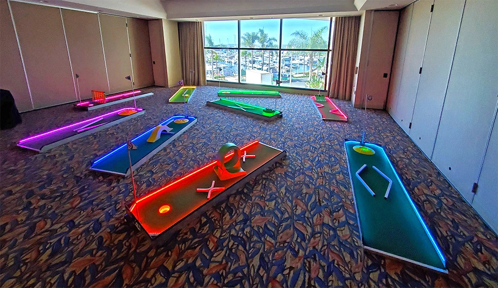 Neon Lights Mini Golf